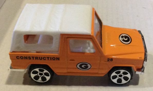 MBG Wagon Naranja - Realtoy toy car collectible - Main Image 2