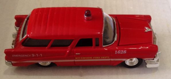 Camioneta Chevy Nomad Bomberos Rojo - Racing Champions toy car collectible - Main Image 2