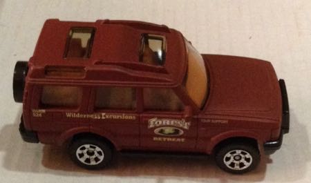 Land Rover Discovery Cafe - Machtbox toy car collectible - Main Image 2