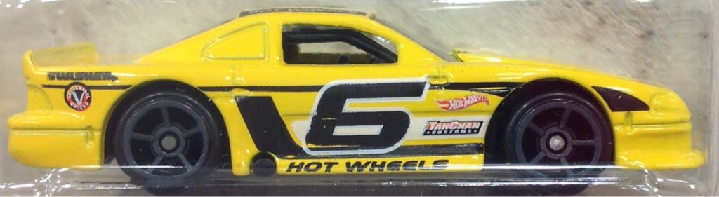 Ford Mustang Cobra - ’16 Ford Performance toy car collectible - Main Image 2