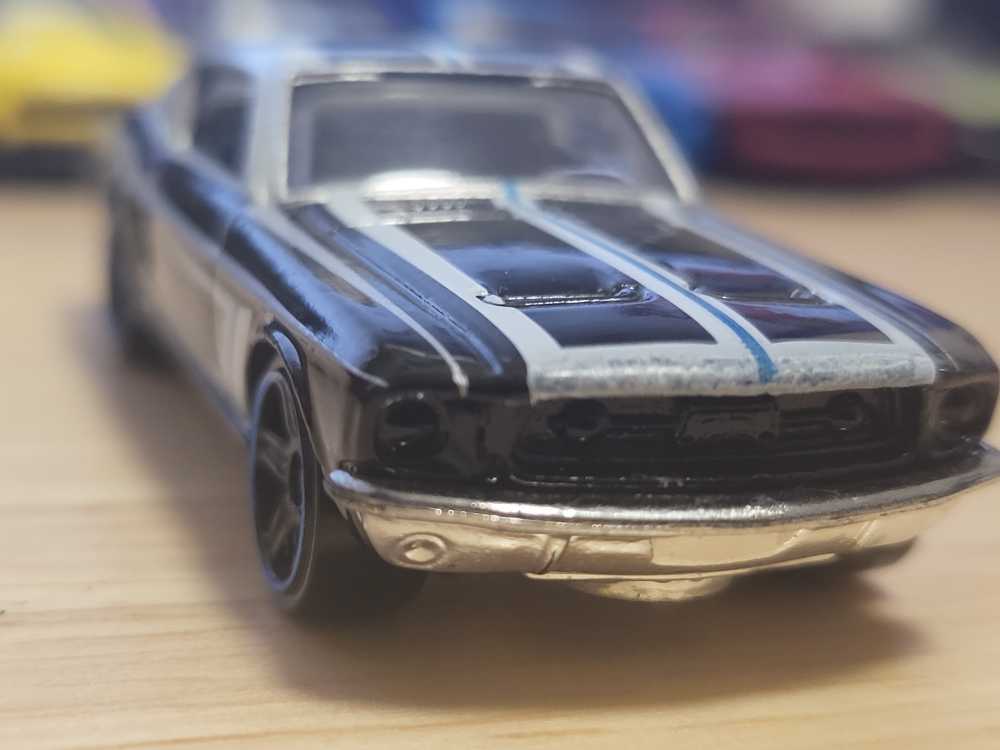 7/15 ’67 Custom Mustang - 2012 - HW Treasure Hunts ‘12 toy car collectible - Main Image 3
