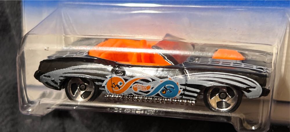 Plymouth Barracuda 1970 - 1998: HW Artistic License Series toy car collectible - Main Image 3