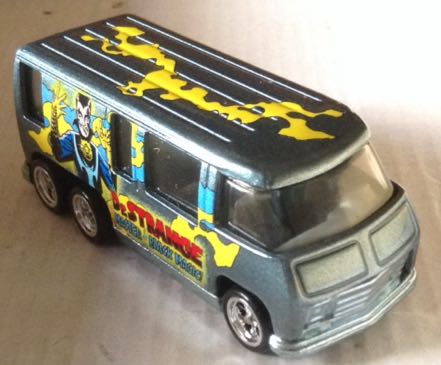 GMC Motorhome - Hot Wheels toy car collectible - Main Image 2