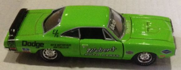 Dodge Coronet Super Bee Verde - Castline toy car collectible - Main Image 2