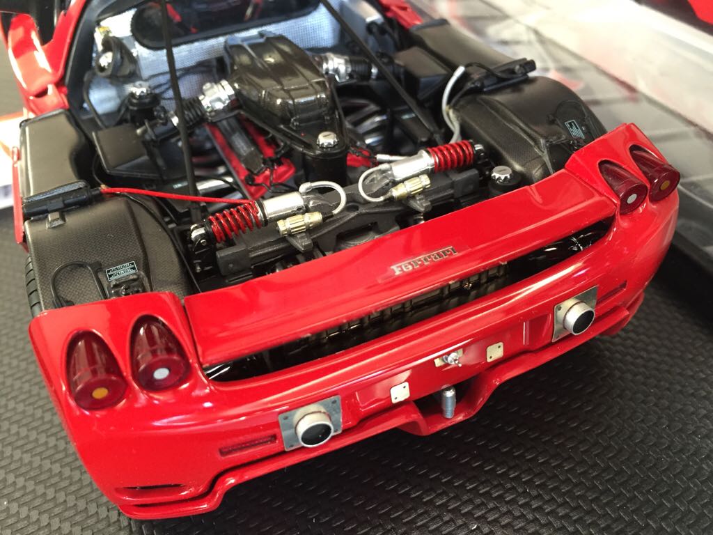 Ferrari Enzo - Limited Edition toy car collectible - Main Image 2