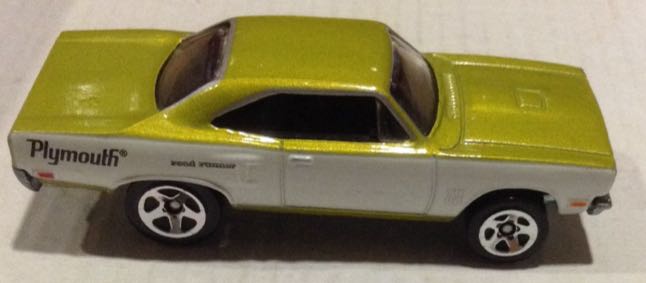 Road Runner Verde - Hot Wheels toy car collectible - Main Image 2