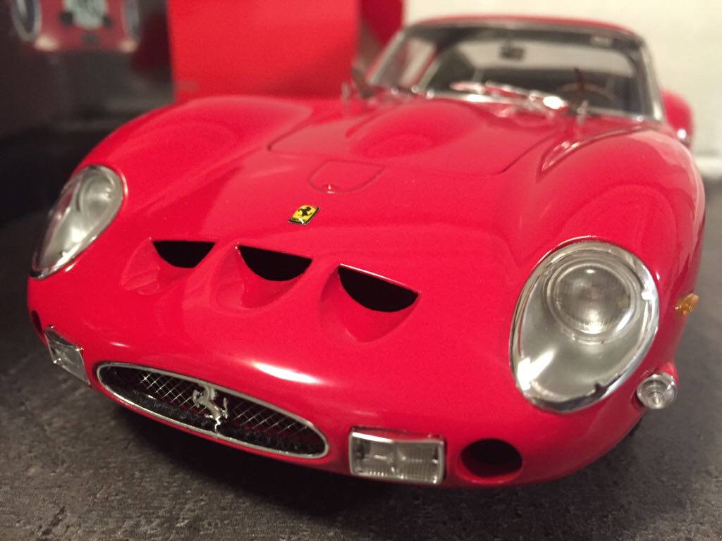 Ferrari 250 GTO - Hi-End Model toy car collectible - Main Image 1