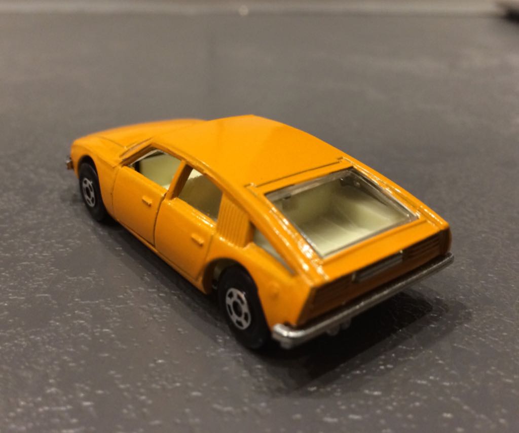 #56 MBX BMC 1800 Pininfarina - 1-75 Superfast toy car collectible - Main Image 2