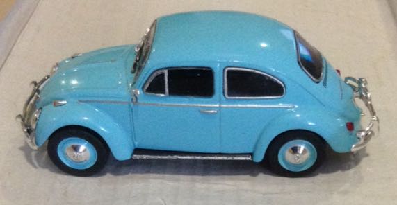 Volkswagen Sedan 1500 Azul - PCT Colectables Industry LTD toy car collectible - Main Image 2