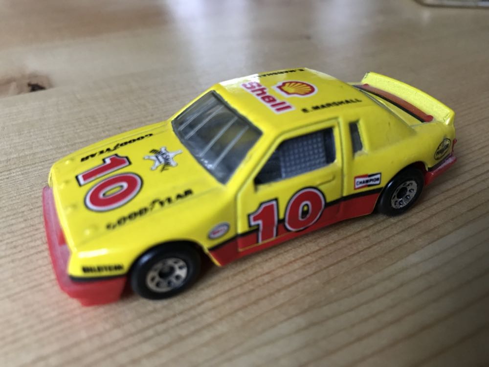 Buick Le Sabre - Matchbox 75 toy car collectible - Main Image 2