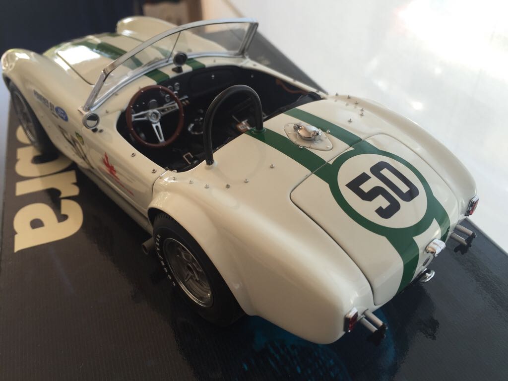 AC Cobra in Competition - Racing Legends toy car collectible - Main Image 2