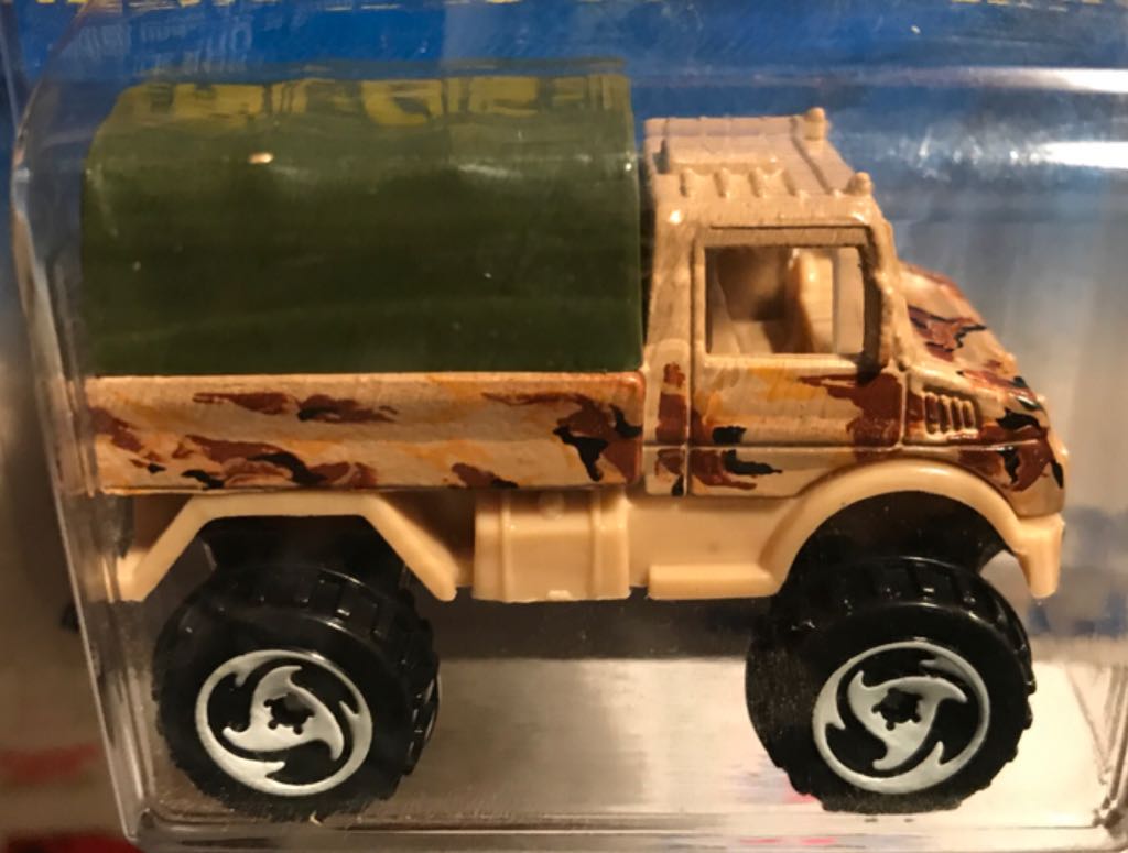 Mercedes-Benz Unimog - Mainline toy car collectible - Main Image 2