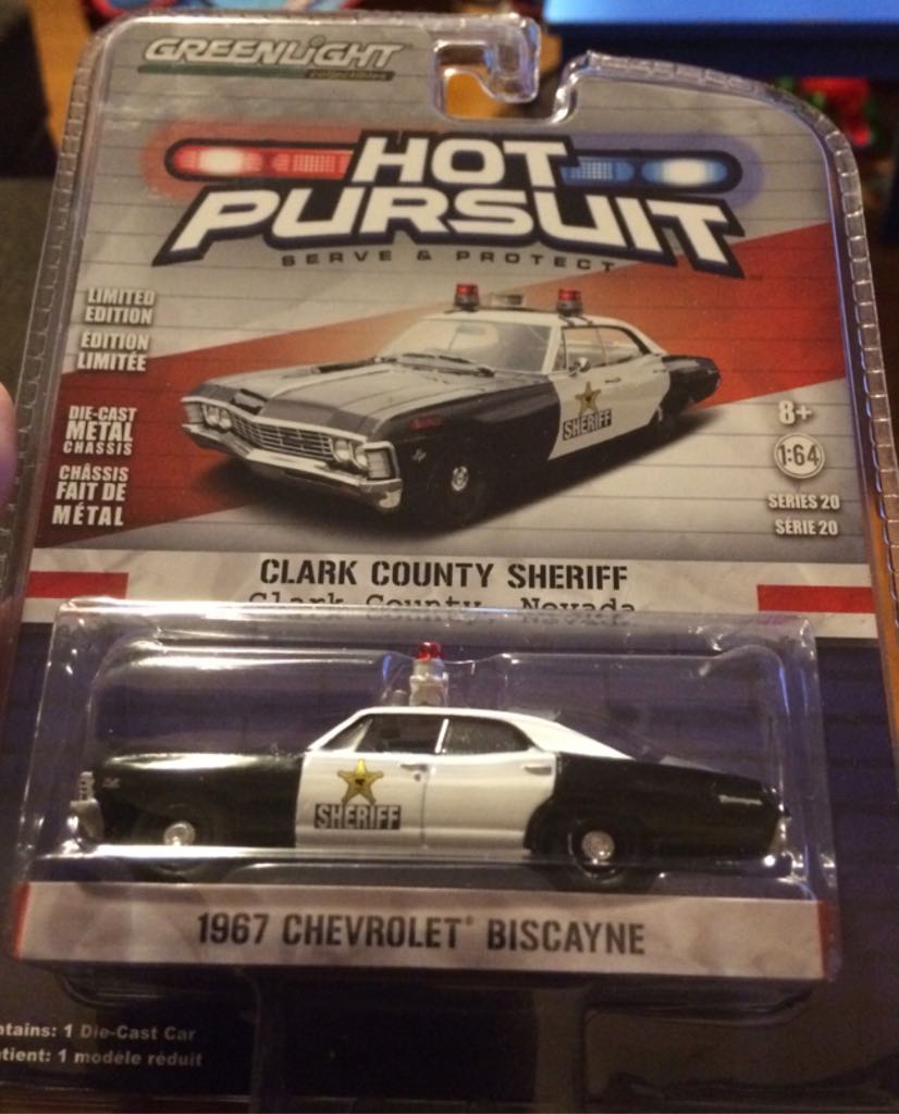 Johnny Lightning WWII WC54 Ambulance