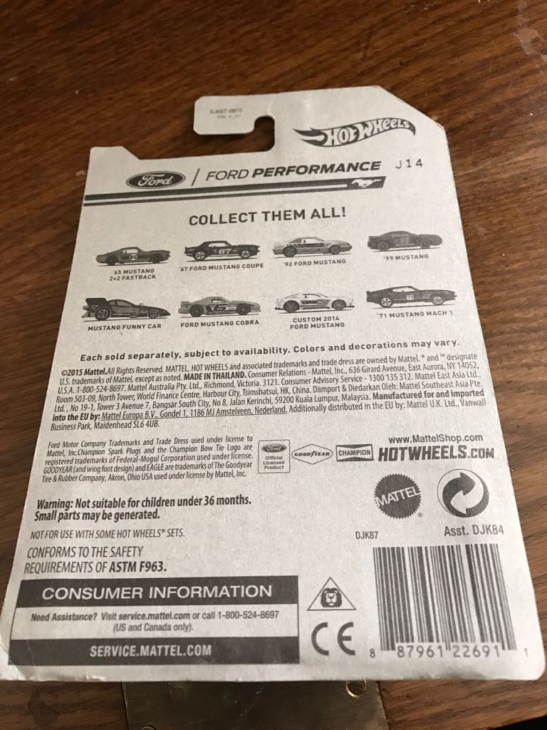 ’92 Ford Mustang toy car collectible - Main Image 2