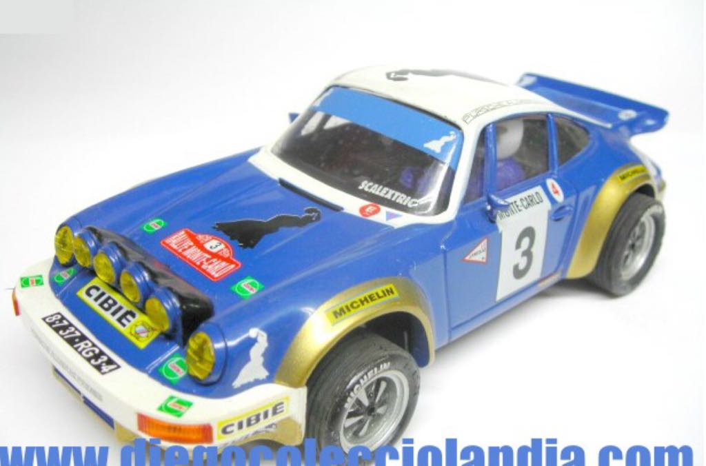 Fuso Truck  Marine Aquarium Amarillo