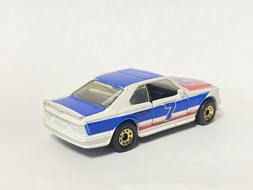 Mercedes 500 SEC - Matchbox toy car collectible - Main Image 2