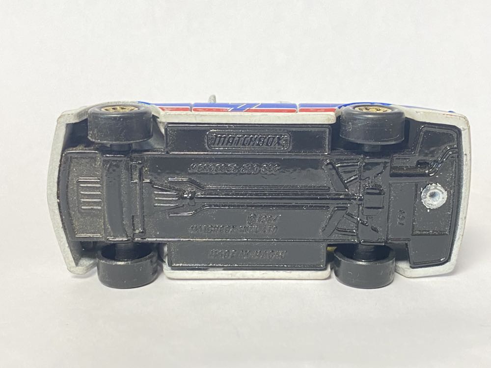 Mercedes 500 SEC - Matchbox toy car collectible - Main Image 3