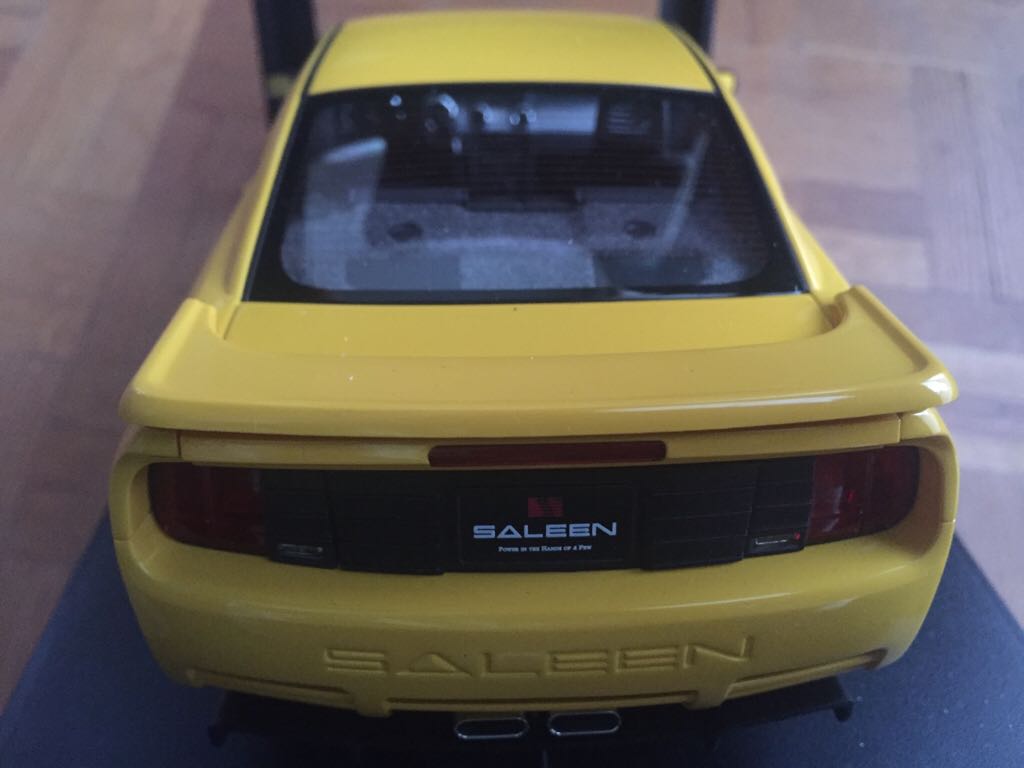 Saleen Mustang S281 Extreme - Performance toy car collectible - Main Image 2