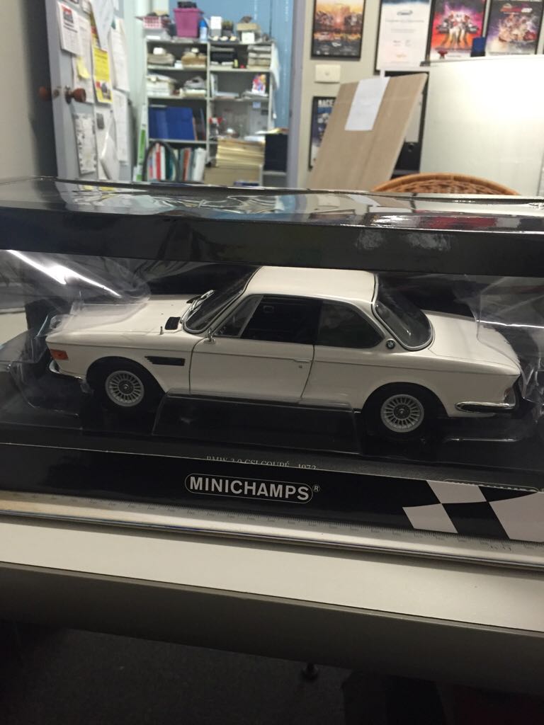 Camion De Basura Japones Blanco Y Azul 