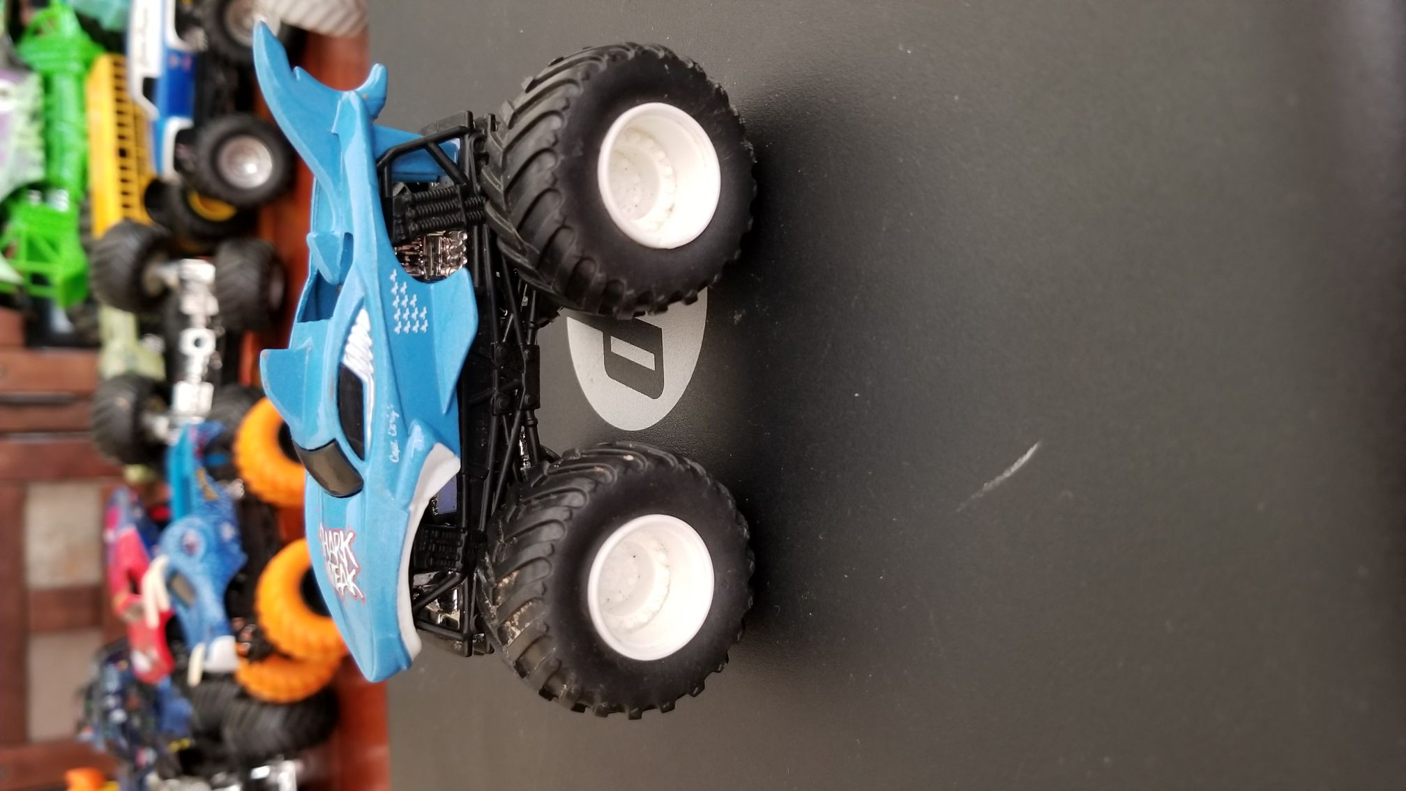 Shark Wreak  toy car collectible - Main Image 2