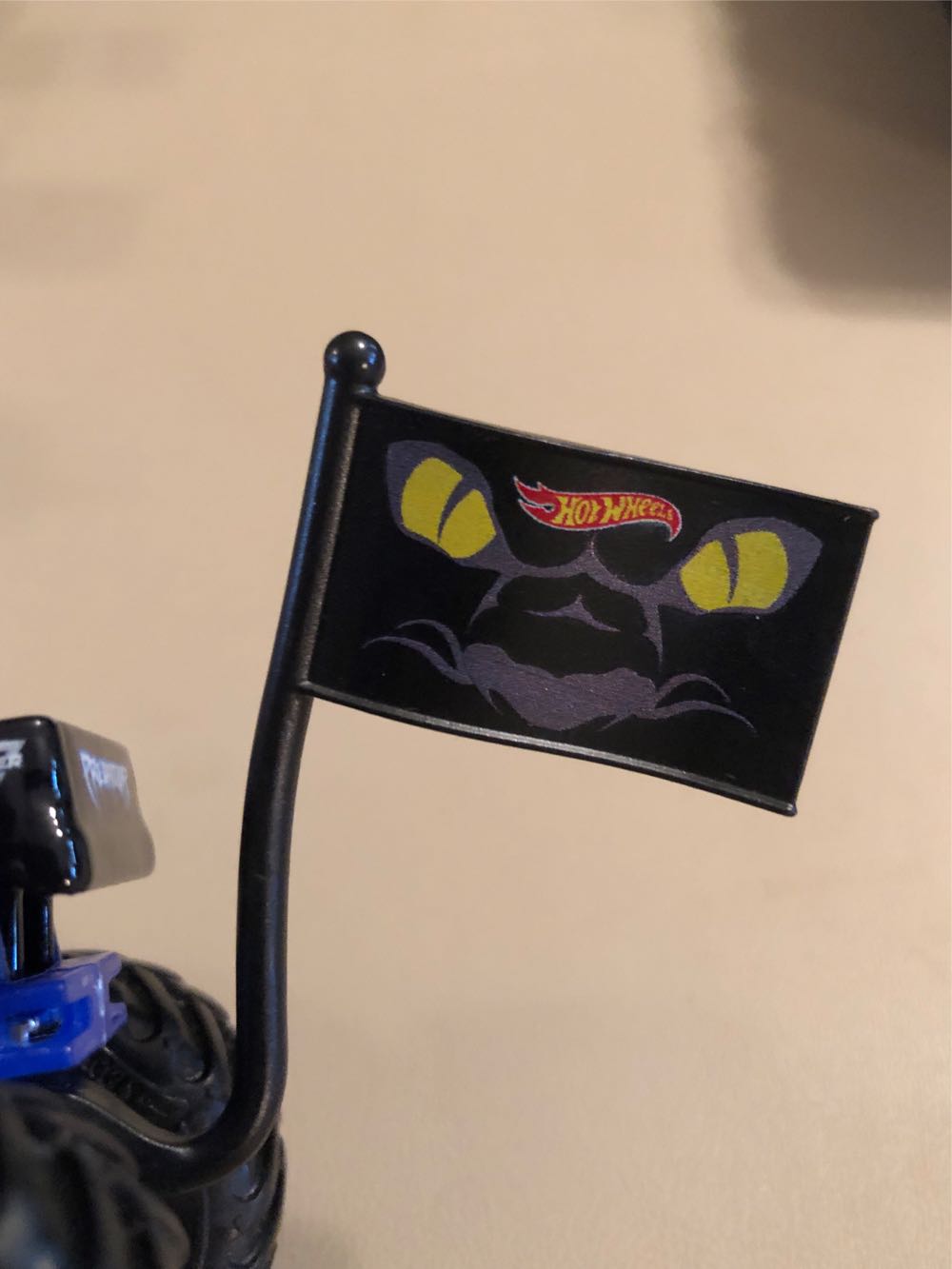 Predator With Flag  toy car collectible - Main Image 3