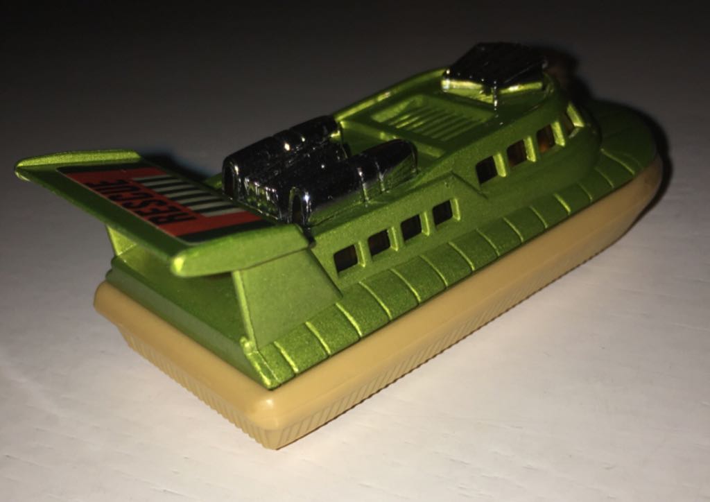 72 Hoovercraft - 1-75 Superfast toy car collectible - Main Image 2
