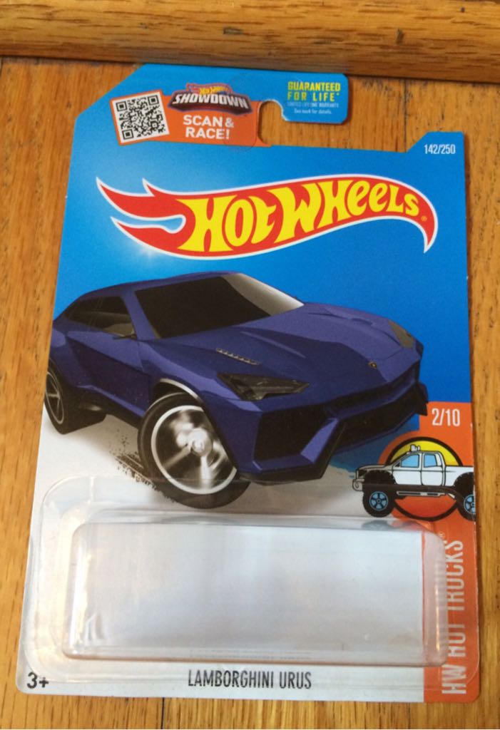 Lamborghini Urus - HW Hot Trucs toy car collectible - Main Image 2