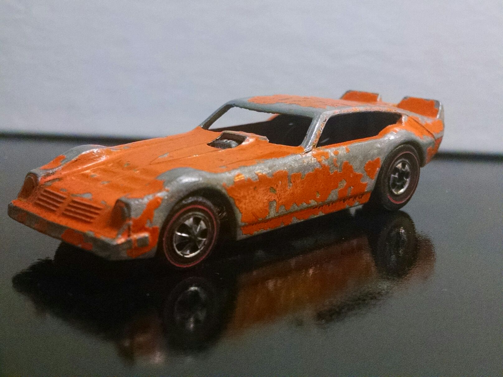 Aston Martin V8 Avenger