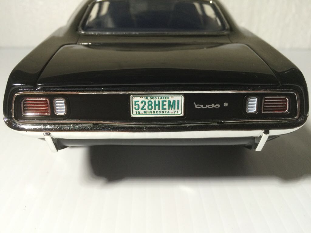 Cuda  toy car collectible - Main Image 2