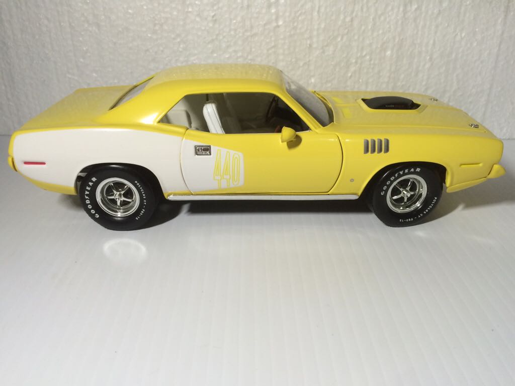 Subaru Impreza Scalextric N4