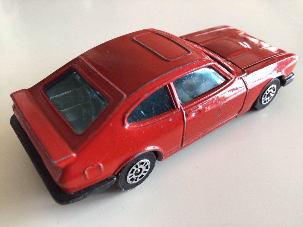 Corgi Ford Capri  toy car collectible - Main Image 2