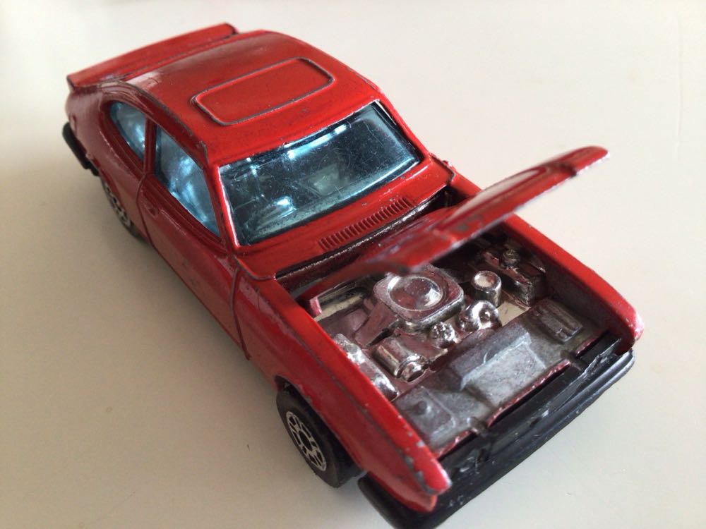 Corgi Ford Capri  toy car collectible - Main Image 3