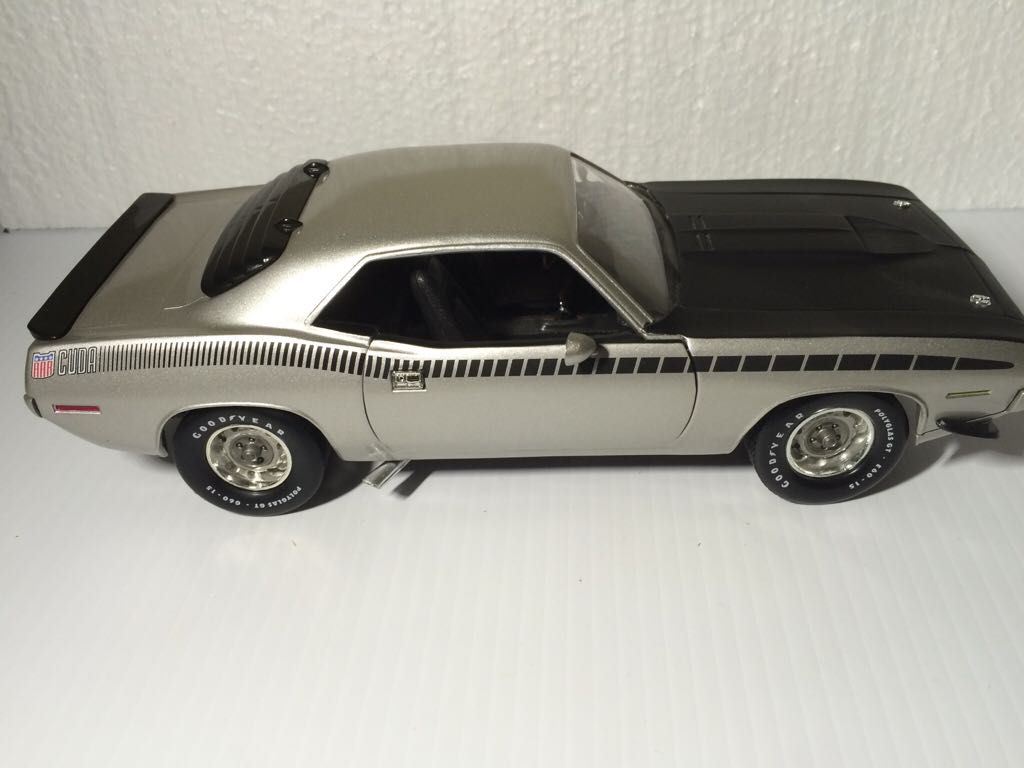 ’08 Dodge Challenger SRT8 2016