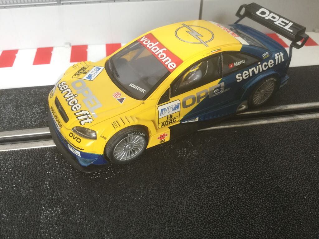 Opel Astra V8 Coupe Scalextric N18 Opel Service - DTM 2000’s toy car collectible - Main Image 2
