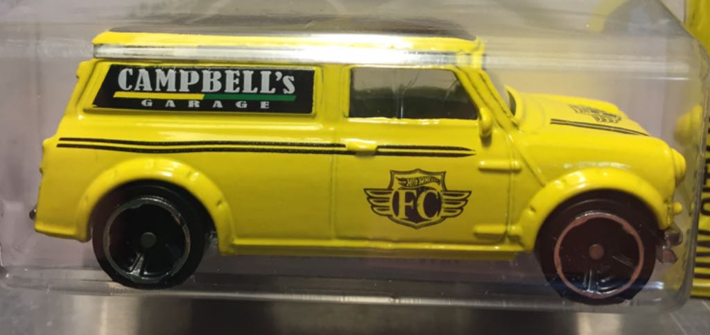 Austin Mini Van 1967 - HW City Works toy car collectible - Main Image 2