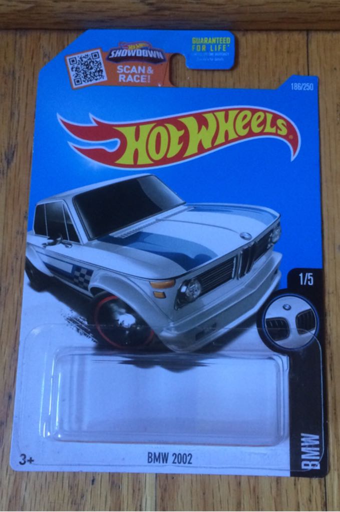 Bmw 2002 - BMW toy car collectible - Main Image 2