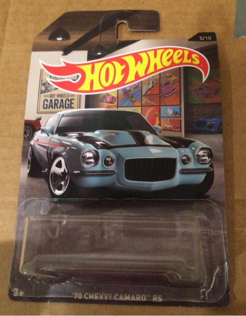 Chevy Camaro RS ’70 - ’16 HW Garage toy car collectible - Main Image 2