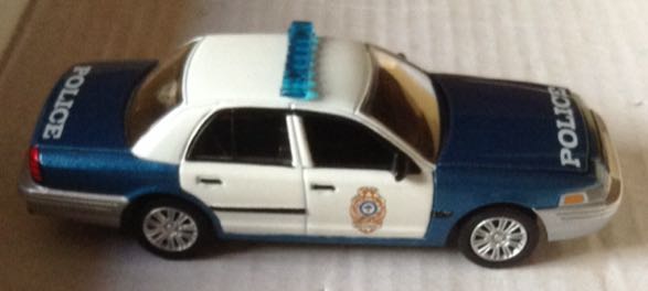 Patrulla Ford Crown Victoria Azul - Greenlight Collectibles toy car collectible - Main Image 2