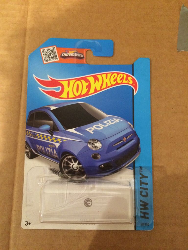 Fait 500 - HW City toy car collectible - Main Image 2