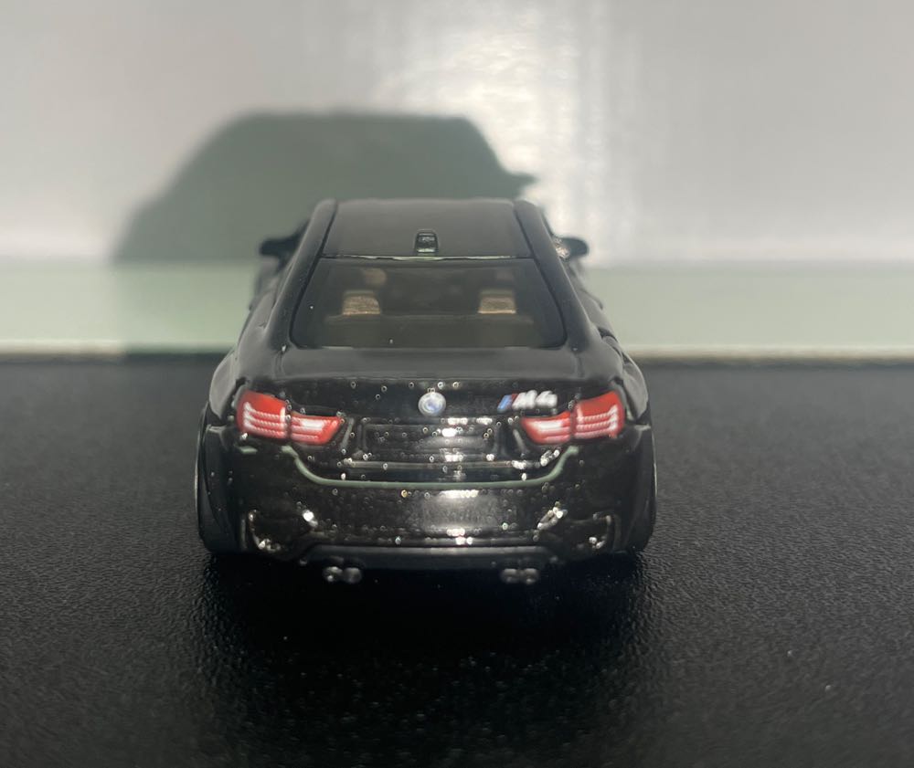 BMW M4  toy car collectible - Main Image 3