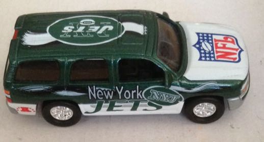GMC Yukon NFL  Jets New York Verde - White Rose Collectibles toy car collectible - Main Image 2