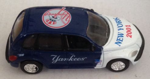 Chrysler PT Cruiser MLB Yankees New York Azul Marino - White Rose Collectibles toy car collectible - Main Image 2