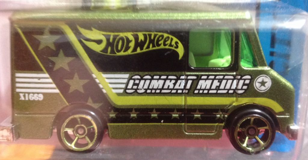 Combat Medic - 2020 Pixar toy car collectible - Main Image 2