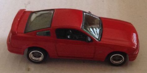 Ford Mustang Rojo - Johnny Lightning toy car collectible - Main Image 2