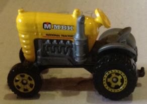 Tractor Amarillo - Machtbox toy car collectible - Main Image 2