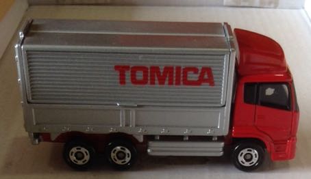Camion Nissan Diesel Rojo Y Gris - Tomica toy car collectible - Main Image 2