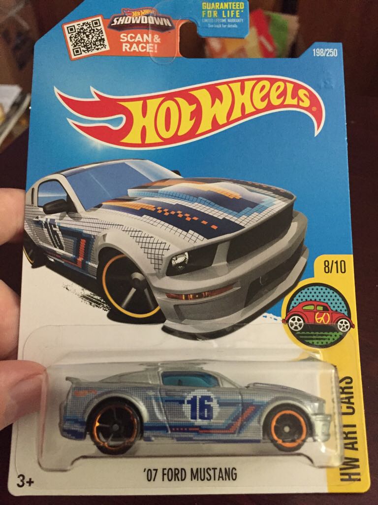 07 Ford Mustang - ’16 HW Art Cars toy car collectible - Main Image 2