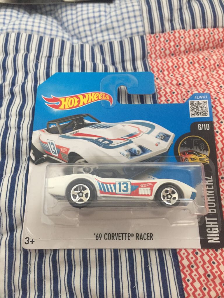 ’69 Corvette Racer - Hot Wheels toy car collectible - Main Image 1