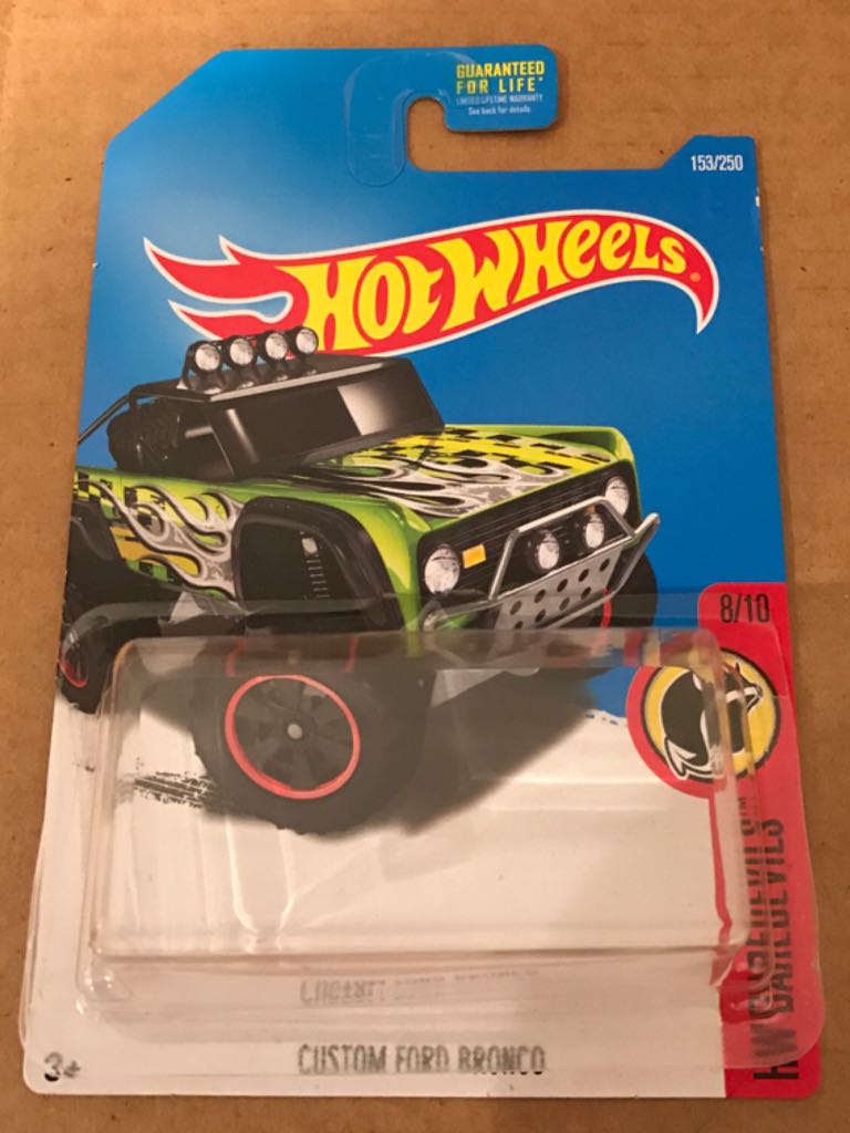Ford Bronco Custom - ’16 HW Daredevils toy car collectible - Main Image 2