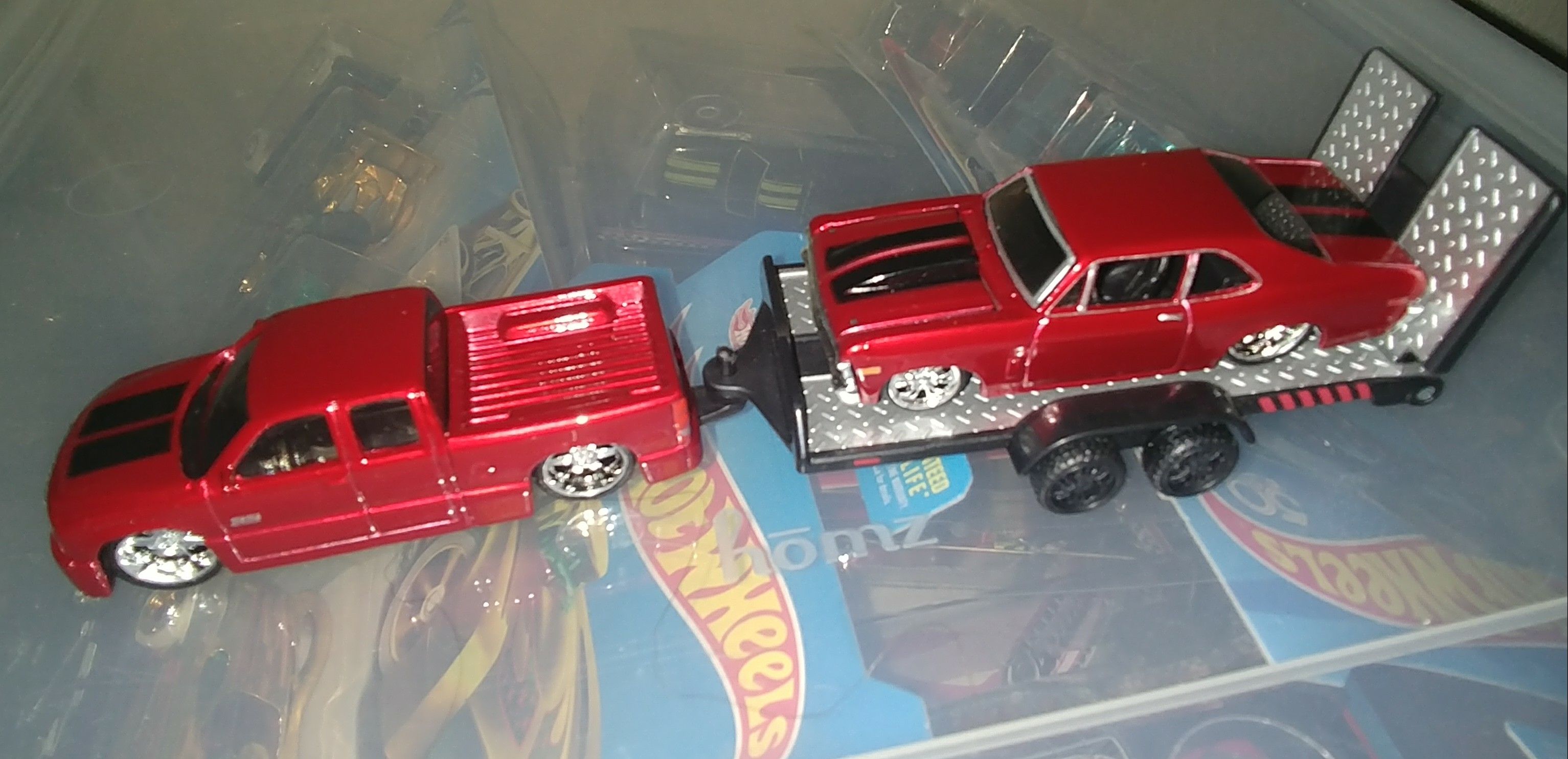 MD 2004 Chevrolet Silverado SS / 1970 Chevrolet Nova - Elite Transport toy car collectible - Main Image 2